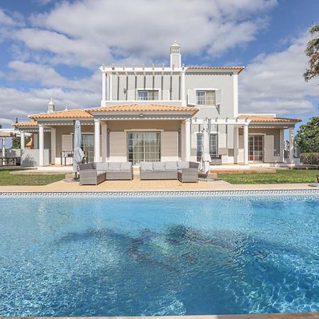 Villa Loane - Swimming Pool - By Bedzy Sao Lourenco  Kültér fotó